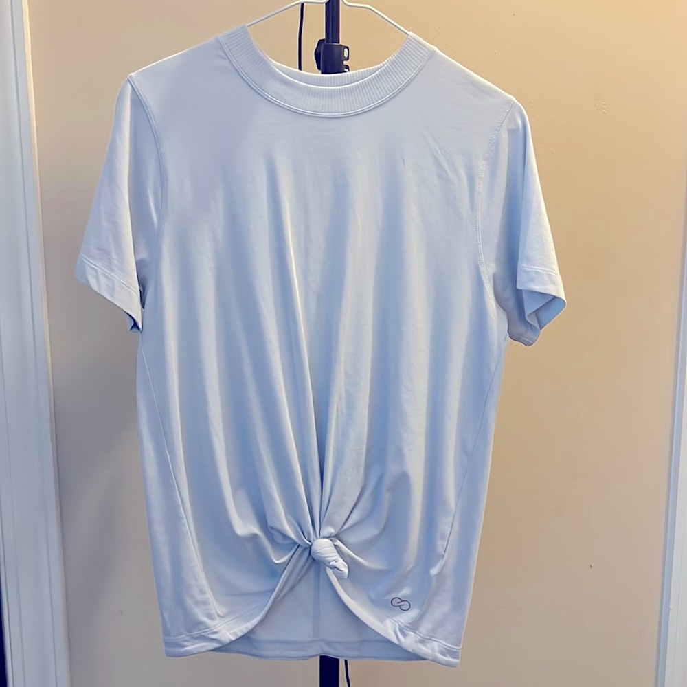 XS woman’s shirt. Halogen Blue